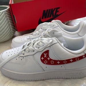Nike Louis Vuitton sneakers